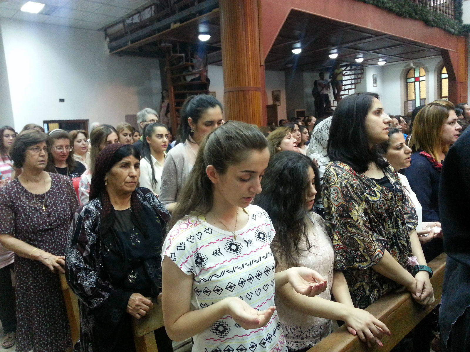 Iraqi christians united in prayer