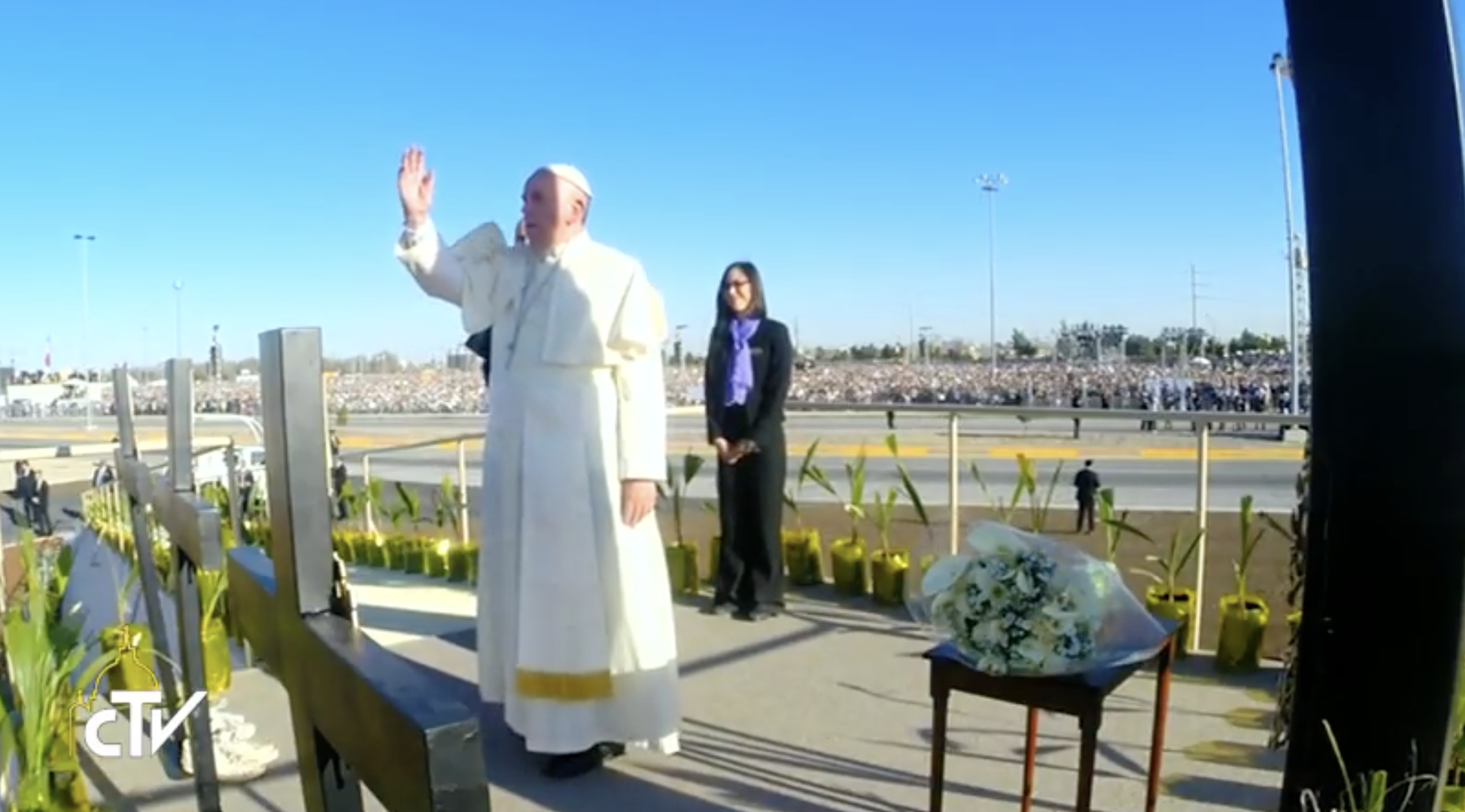 Pope Francis blessing those on the US side of border