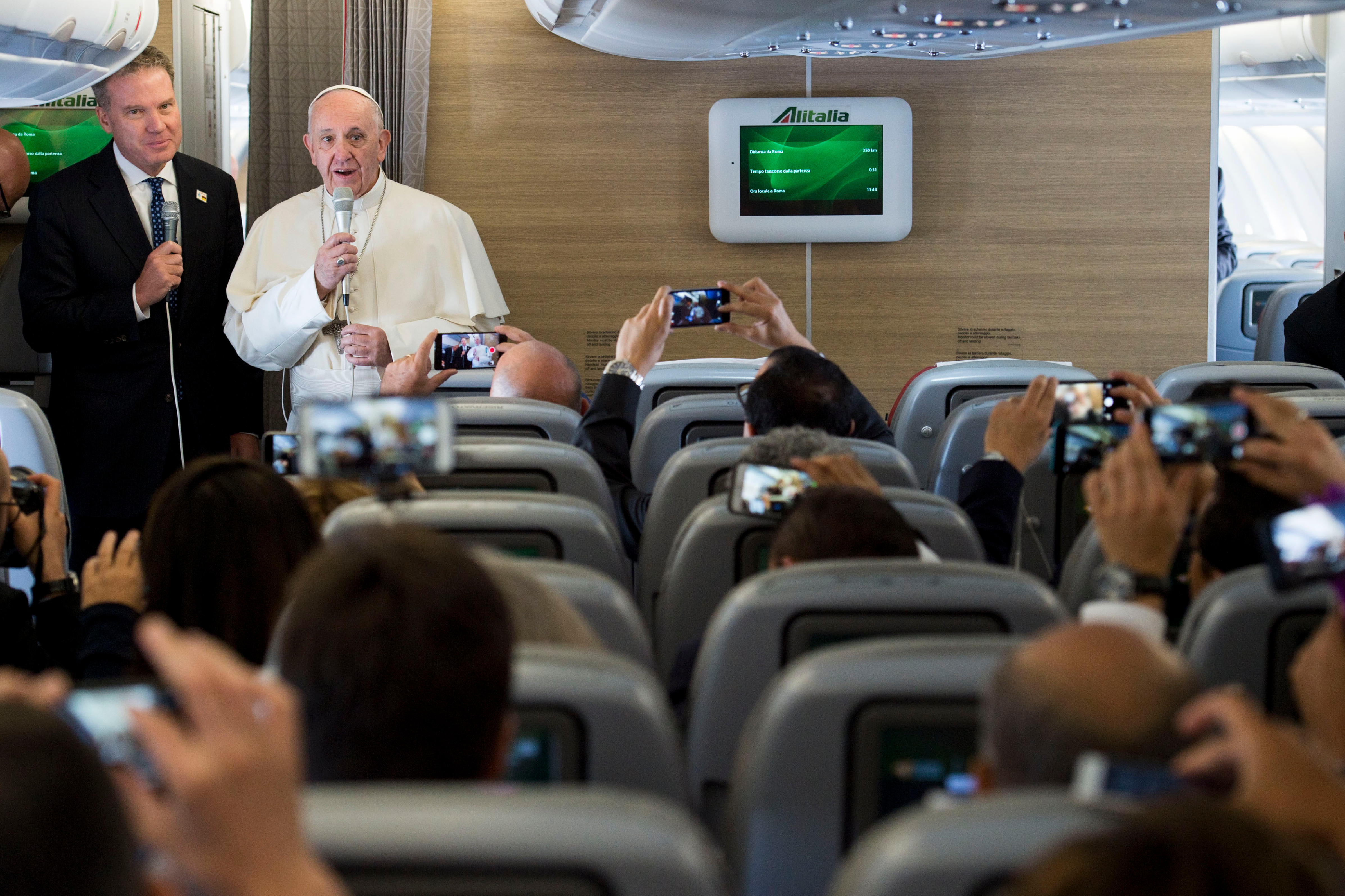 Pope Francis with reporters on plan to Colombia