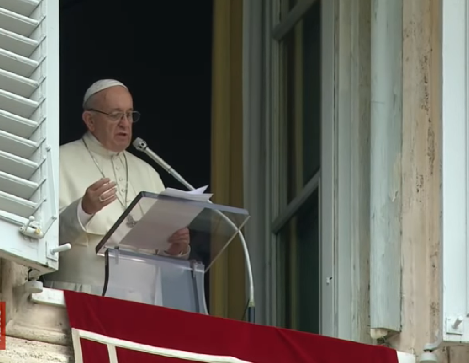 Pope Francis Points to Lifestyle of Christ’s Community