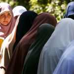 Egypt bans niqab in schools