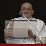 Pope responds to question “how is it possible that God’s glory is manifested in the Cross?”