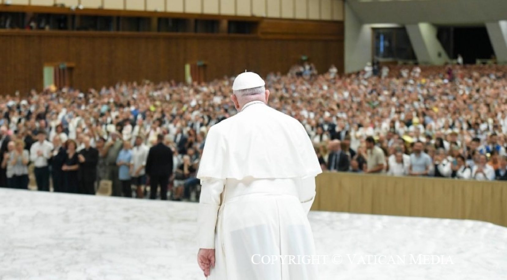 Pope Francis resumed the general audiences that had been suspended during July due to his annual period of rest.