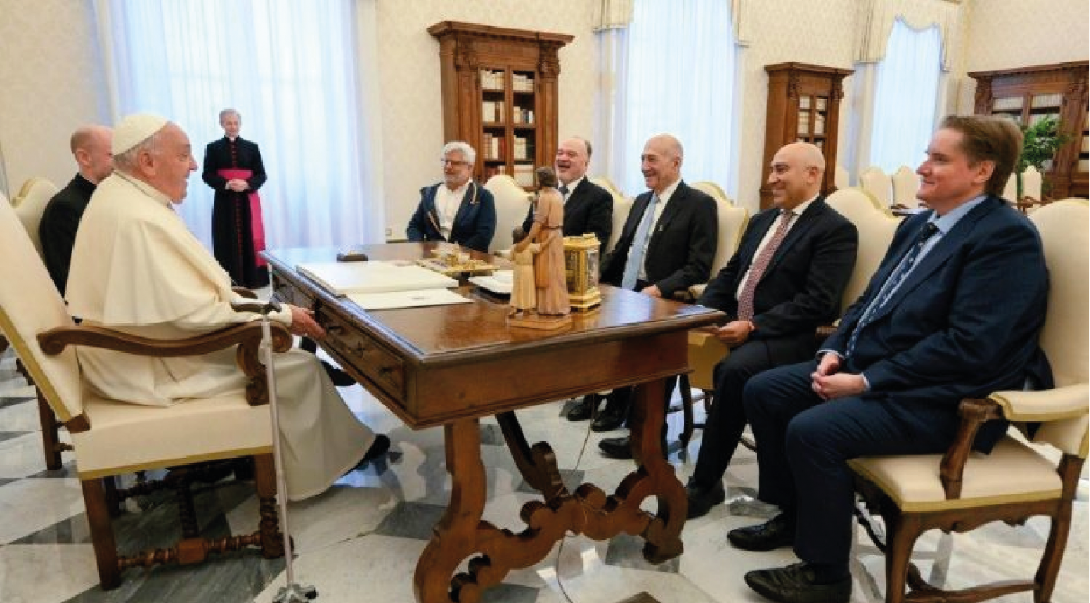 Pope Francis welcomed former Israeli Prime Minister Ehud Olmert and former Palestinian Foreign Minister Nasser Al-Kidwa at the Vatican