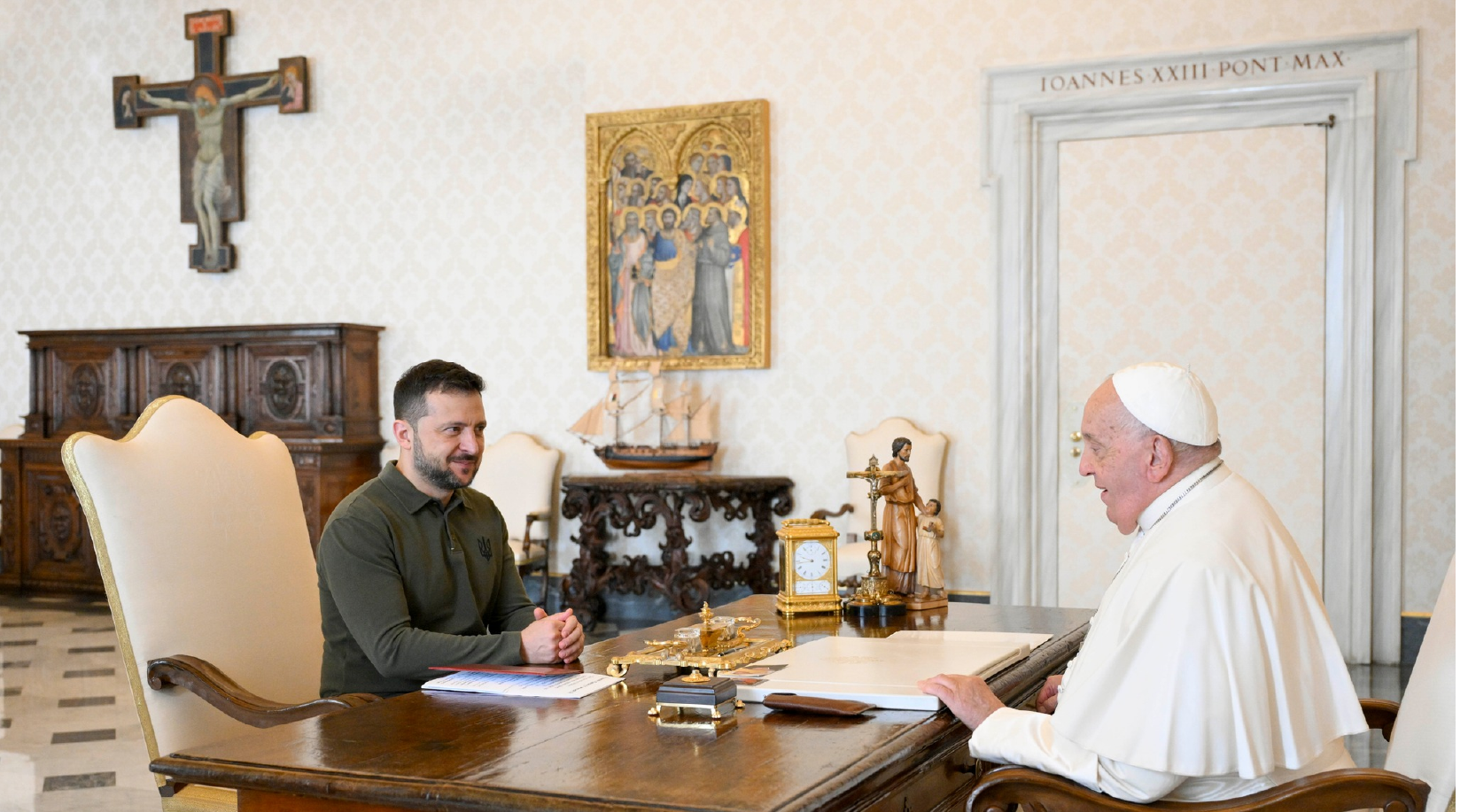 Ukraine’s President Volodymyr Zelensky had a private audience with Pope Francis in the Vatican