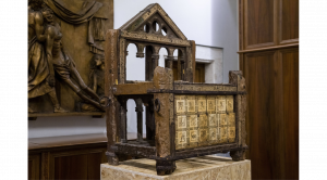 The “Cathedra Sancti Petri Apostoli” has been considered for centuries the Episcopal Seat of Peter