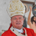 Mexican Cardinal receives medal for “defense” of traditional Mass