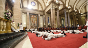 The ceremony was presided over by Bishop Hugo Nicolás Barbaro of San Roque de Presidencia Roque Sáenz Peña, Argentina