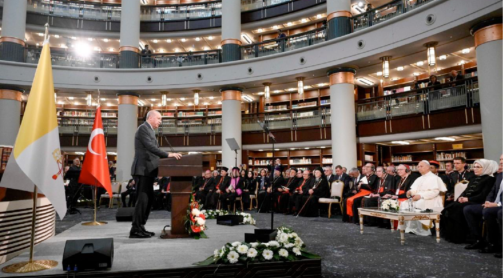 This is what the Pope said to President Erdogan upon arriving in Turkey