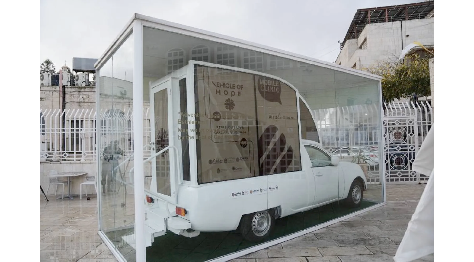 Francis’ Old Popemobile Awaits Permission of the Israeli government to Become Gaza’s “Vehicle of Hope”