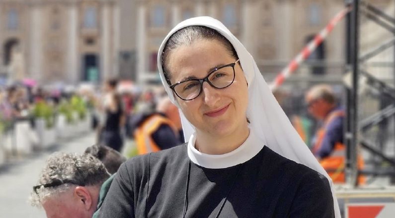 The deputy director of the Vatican Press Office resigns. Pope Leo XIV appoints a Croatian nun as her replacement