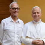 Amid the polarization between Trump and Leo XIV, U.S. police respond to a bomb threat at the home of the Pope’s brother