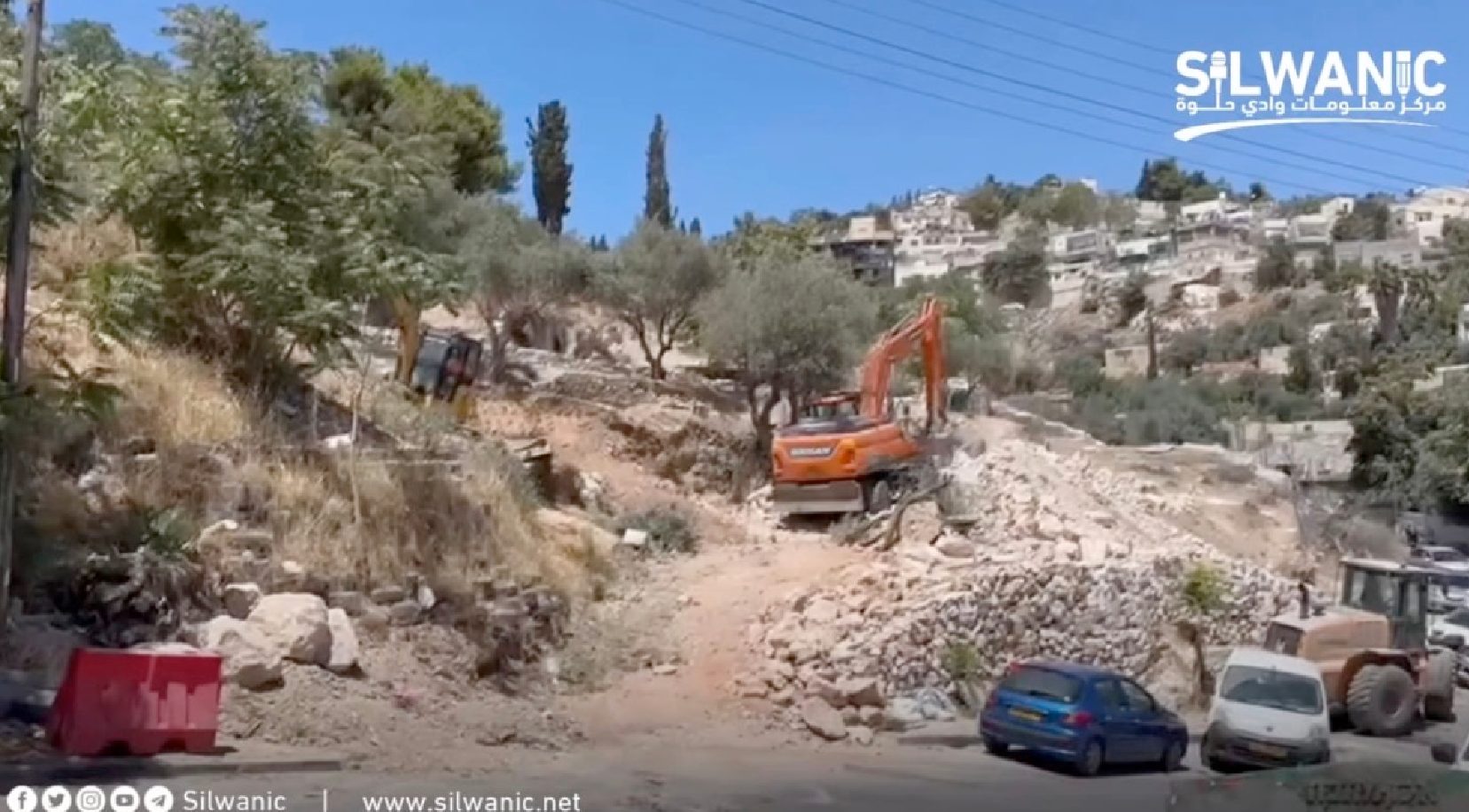 Israel invades properties belonging to the Orthodox Patriarchate of Jerusalem and unilaterally changes the administrative status of Hebron in Palestinian territory