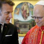Macron will welcome the Pope amid a euthanasia law that is dividing France and being imposed by force